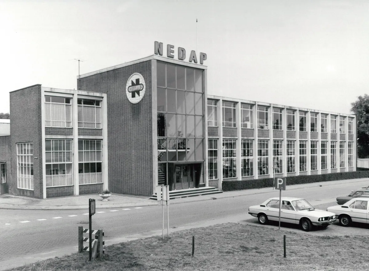 Opening of a brand new factory in Groenlo & listed on Euronext